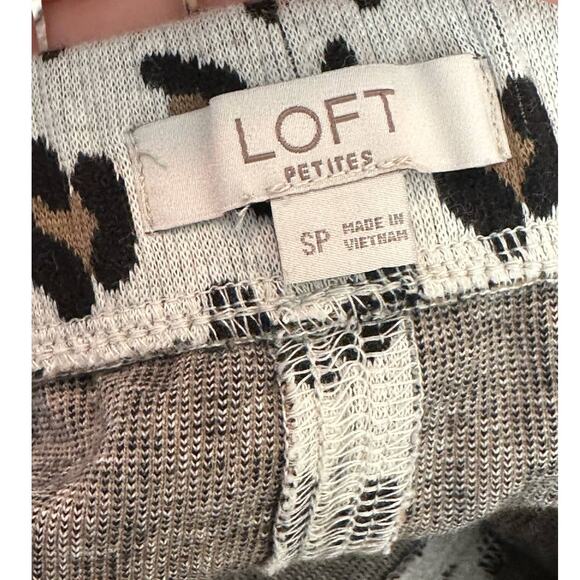 Loft animal print pull on mini skirt size SP - Picture 3 of 11